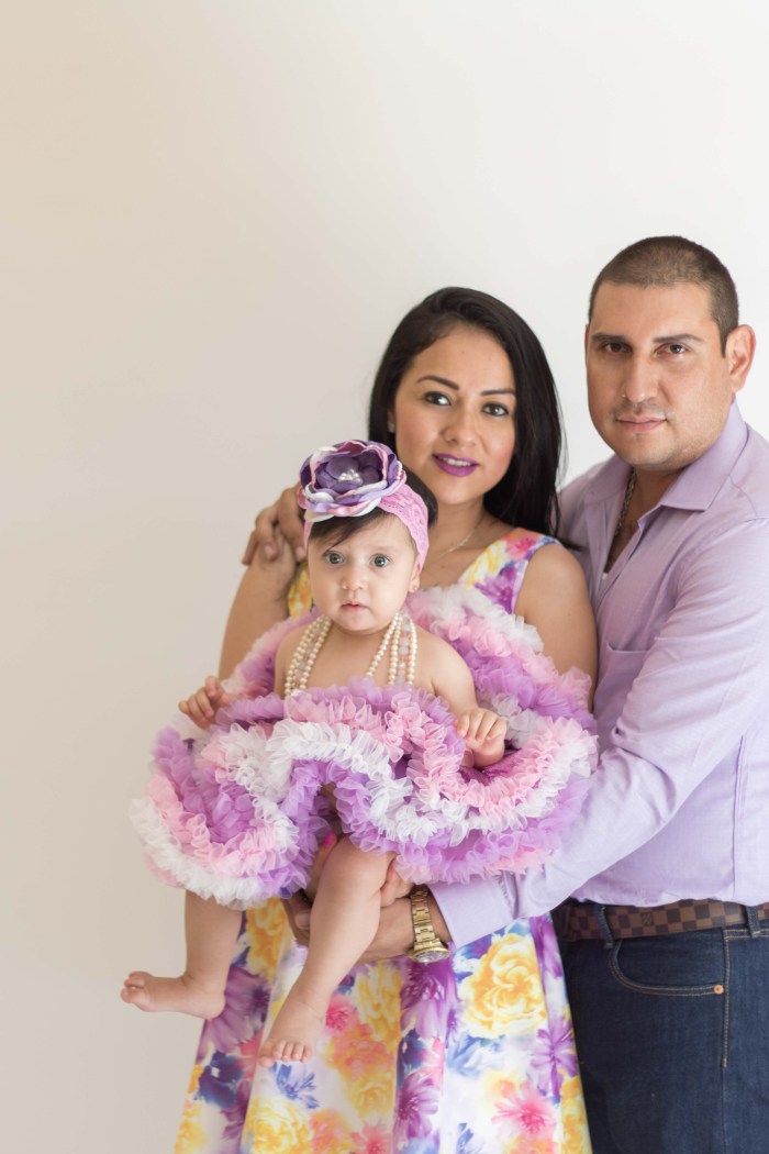 Familia celebrando smash the cake