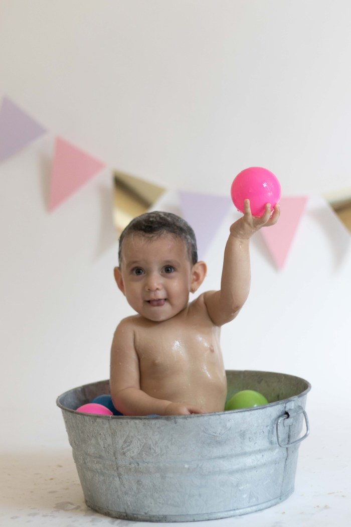 Baño con pelotas bebé smash