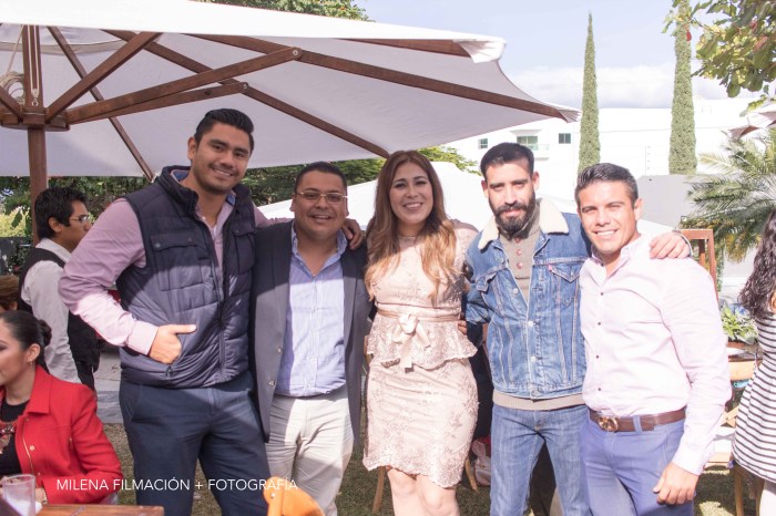 Bautizo en jardín amigos