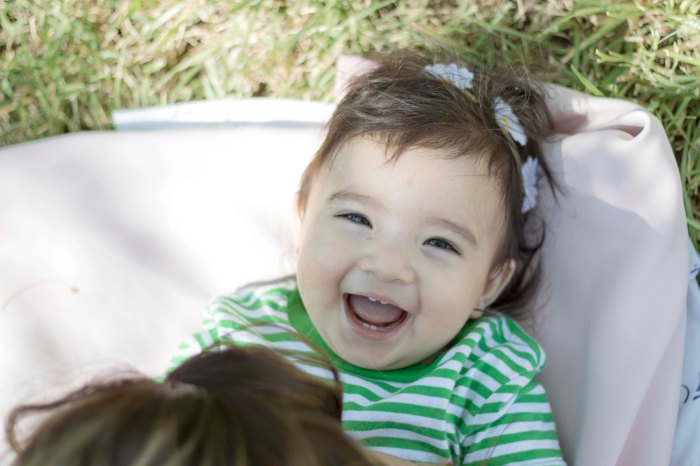 Bebé 8 meses sesión de fotos