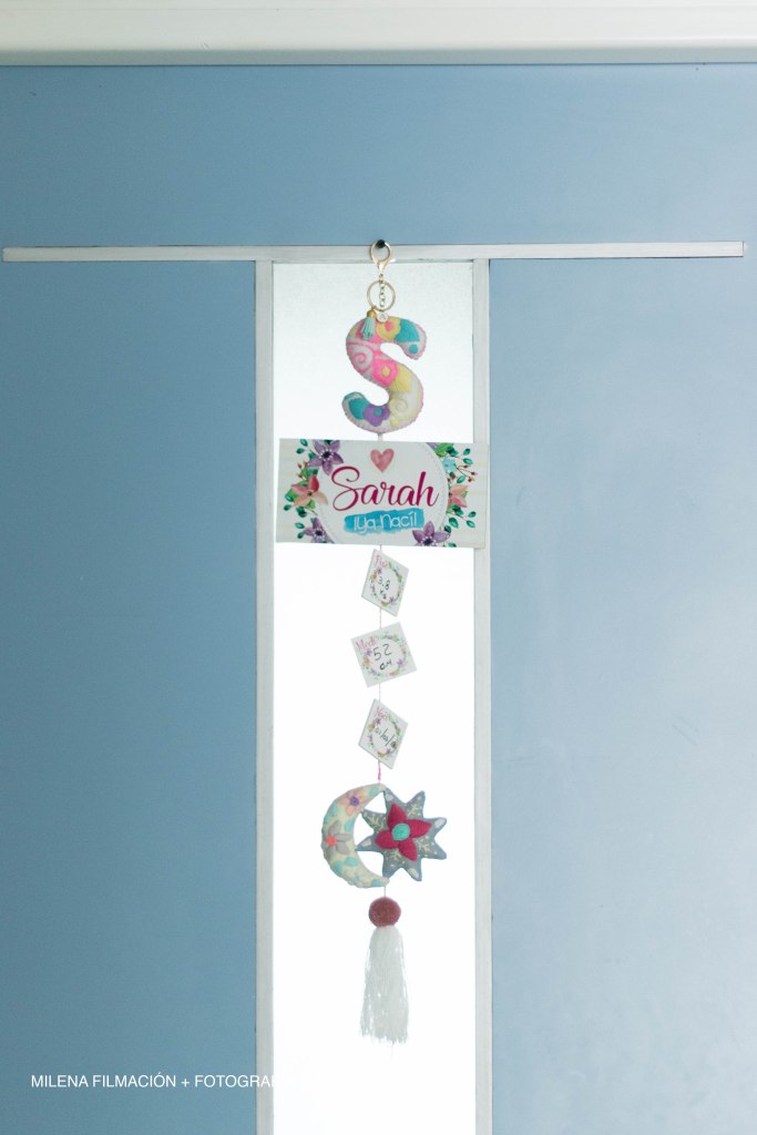 Inicial nombre con bordado tradicional recién nacida