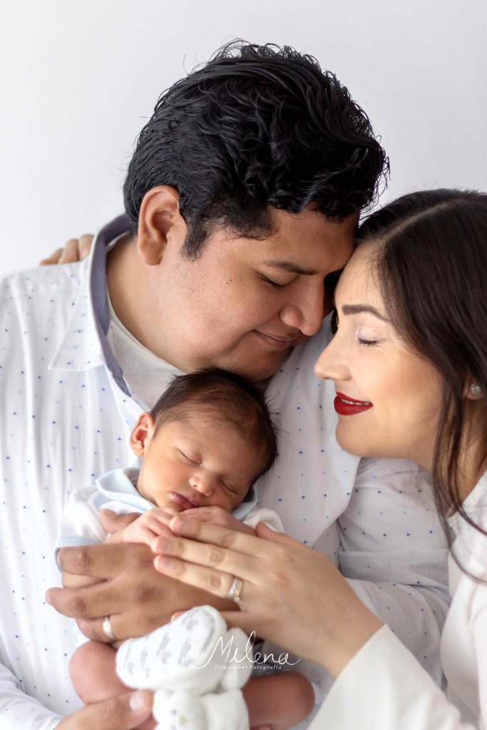 Familia sesión newborn