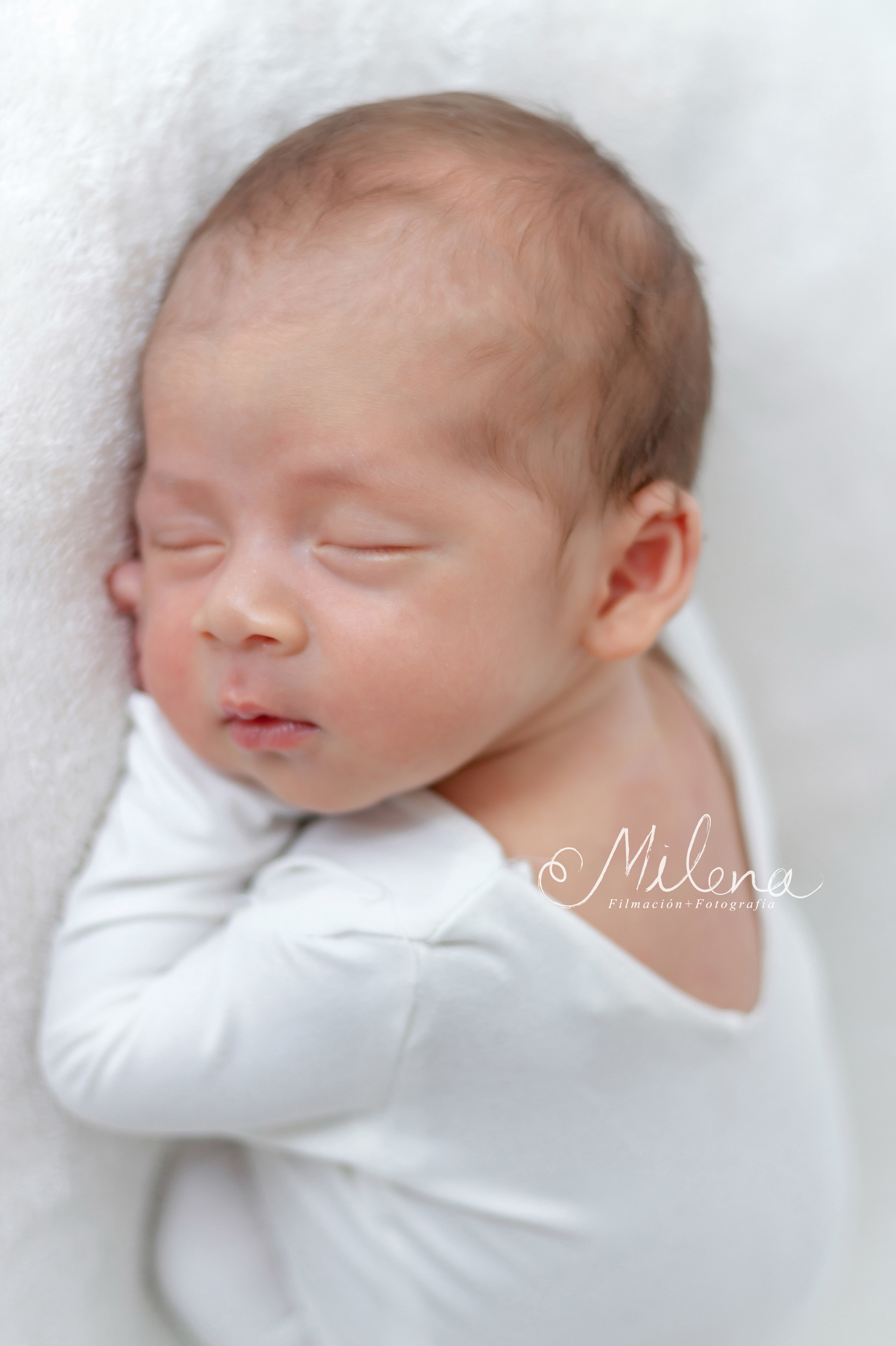 retrato bebé recié nacido